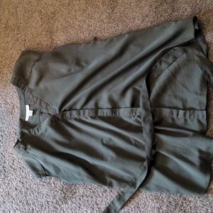 Motherhood maternity green blouse